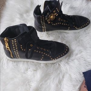 Authentic Men’s Versace Sneaker